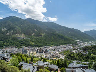 Nestled in the heart of Andorra's breathtaking Pyrenees Mountains, this stunning property offers unparalleled views of the city and surrounding landscape.