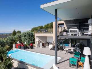 Luxury modern house with infinity pool and stunning views.