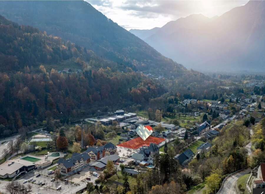 Nestled in the heart of the French Alps, this stunning property offers breathtaking mountain views and easy access to outdoor activities.