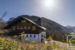 Nestled in the heart of the Alps, this stunning chalet boasts breathtaking mountain views and a tranquil setting.