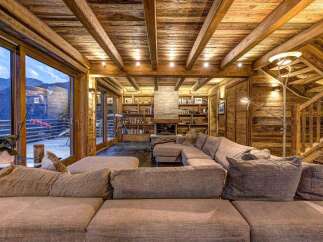 Experience the epitome of rustic luxury in this stunning chalet.