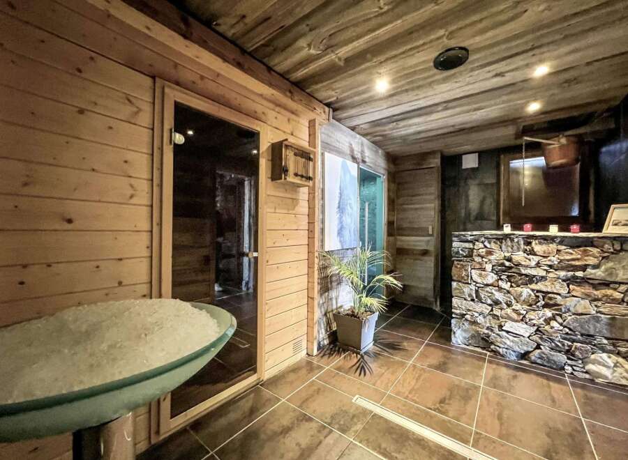 Indulge in ultimate relaxation in our luxurious spa featuring a traditional Finnish sauna and an invigorating ice bath.