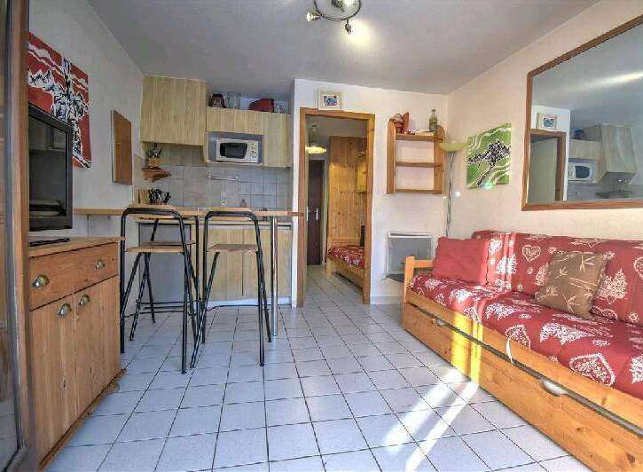 Cozy studio apartment in the mountains, perfect for a couple's getaway.