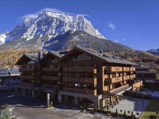 Discover mountain view suites with private balconies at this hotel.