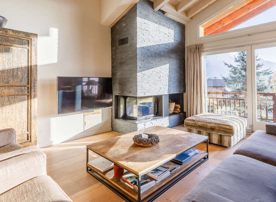 Experience luxury living in this stunning property.