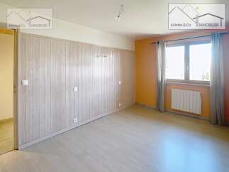 Discover this charming property featuring a bright and airy interior.