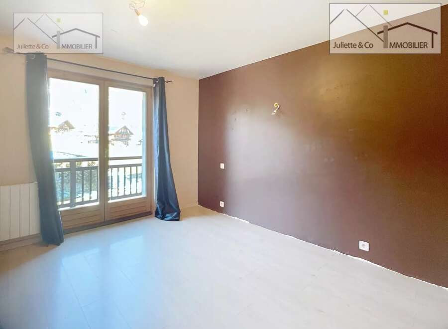 Discover this charming property featuring a bright and airy interior.