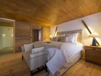 Experience the ultimate in cozy luxury in this stunning bedroom.