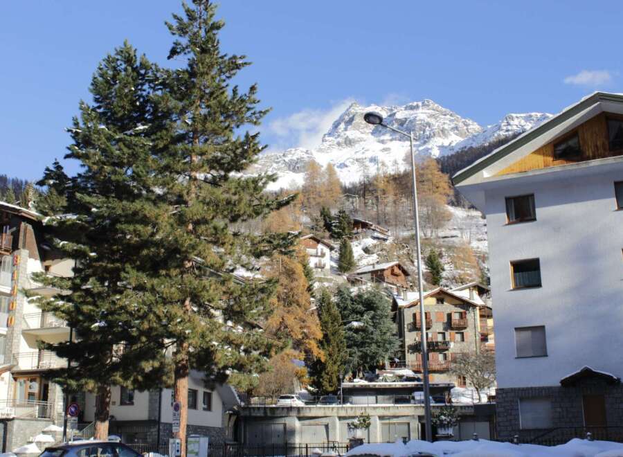 Discover the charm of this stunning property nestled in a picturesque mountain village.