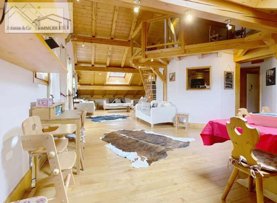 Discover the charm of this stunning property, featuring a unique wooden interior and a cozy, inviting atmosphere.