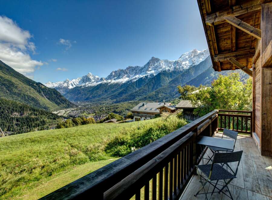 Experience breathtaking mountain views from this charming chalet.