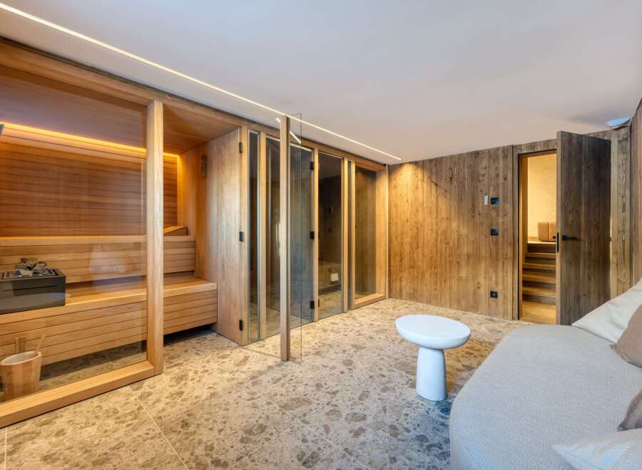 Discover a luxurious spa retreat in this stunning property.