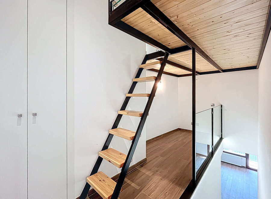 Discover this modern loft space, perfect for maximizing living area.
