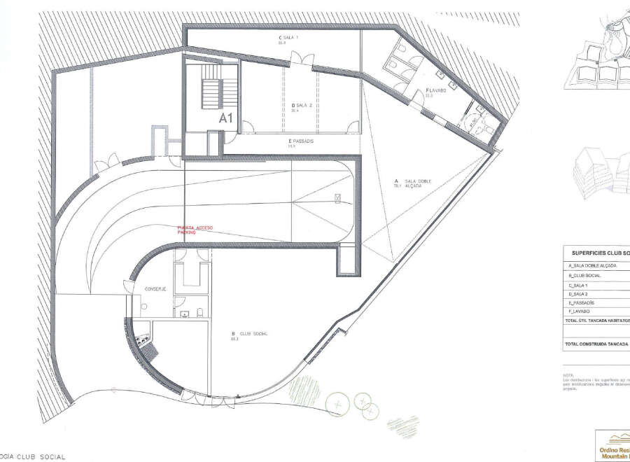 This stunning property boasts a spacious club social area, perfect for gatherings and relaxation.
