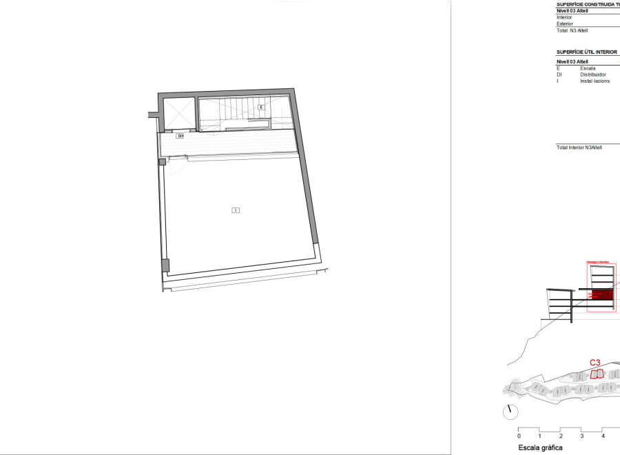 This floor plan showcases the level 03 Altell of a property, detailing a total constructed area of 61.