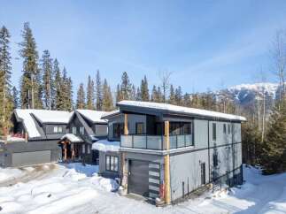 Discover modern luxury in this stunning mountain home.