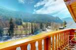 This stunning property boasts breathtaking views of the majestic mountains, offering a serene escape in a picturesque setting.