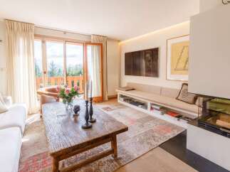 Experience luxury living in this stunning property.