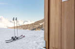 Ski-in/ski-out chalet with direct access to the slopes.
