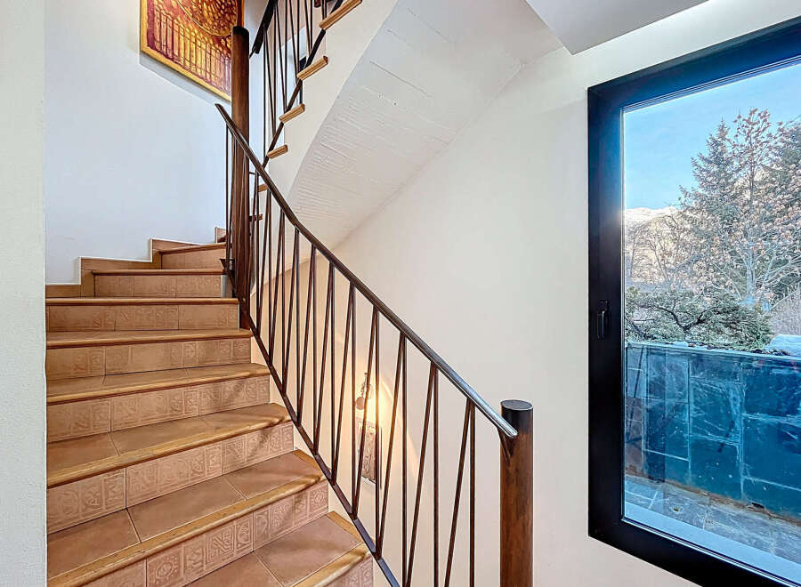 This stunning property boasts a beautifully designed staircase, perfect for adding a touch of elegance to your home.