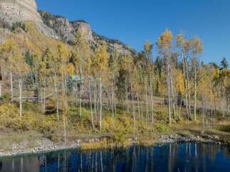 Discover a stunning mountain retreat nestled amidst the beauty of nature.