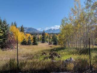 Discover the beauty of this stunning property, nestled in a picturesque landscape.