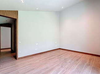Discover a modern interior with sleek design.