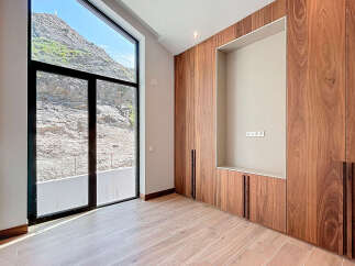 Discover a modern interior with stunning mountain views.