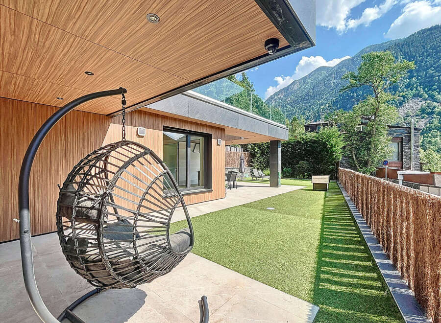 Escape to luxury in this stunning property featuring a modern outdoor space.