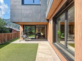 Discover modern luxury in this stunning property.