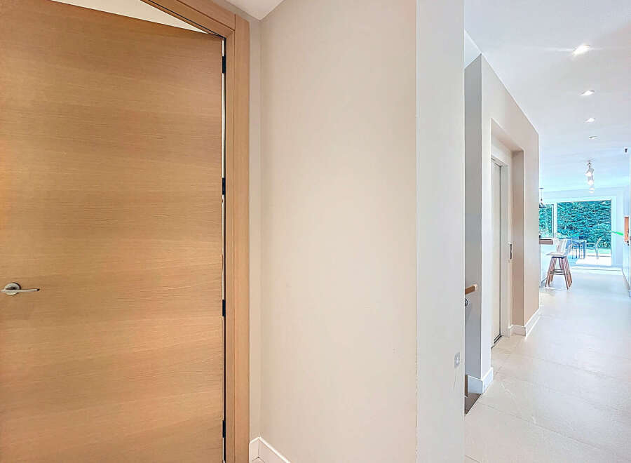 Explore this beautifully designed property featuring a modern interior.