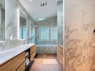Step into luxury with this stunning bathroom.