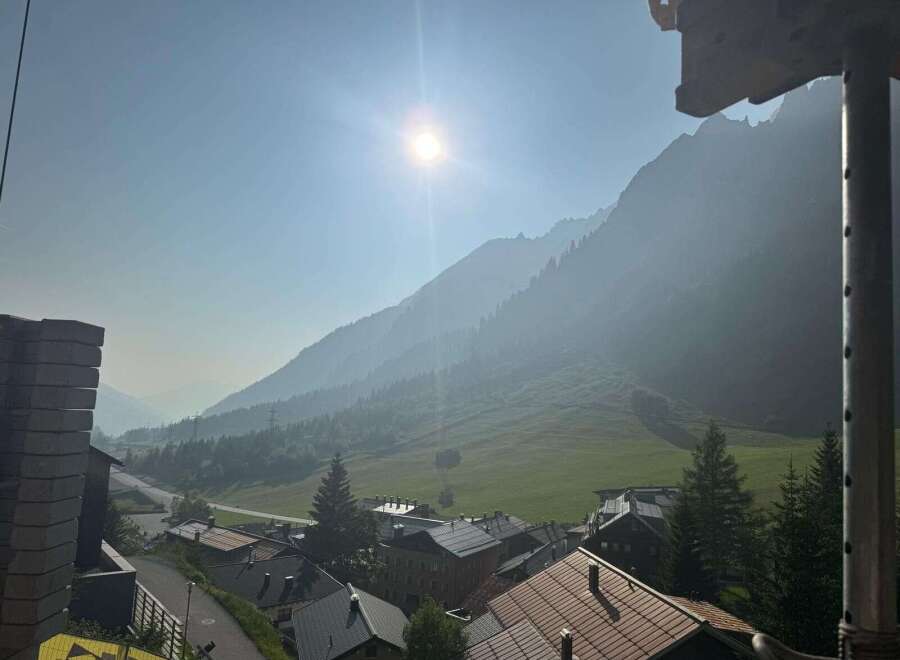 Enjoy breathtaking mountain views from this stunning property.
