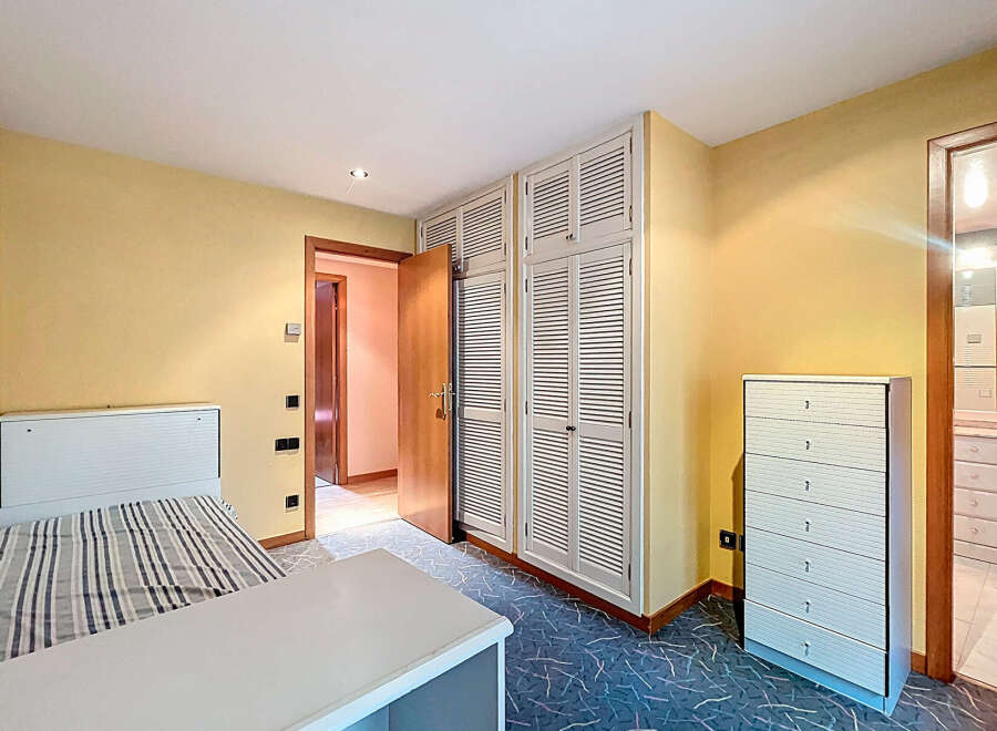 Discover a cozy bedroom with a charming design.