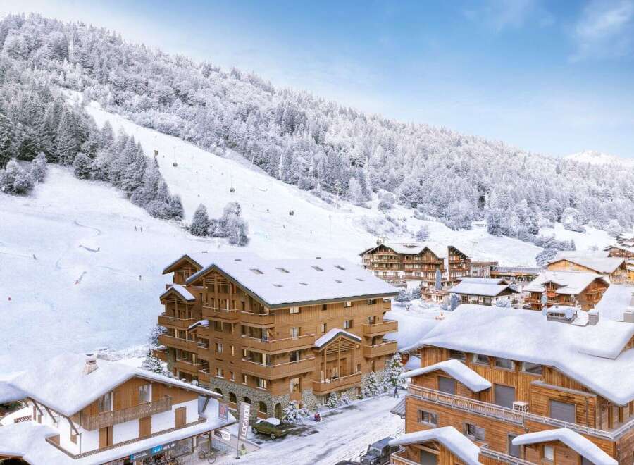 Discover ski-in/ski-out real estate opportunities in a picturesque winter wonderland.