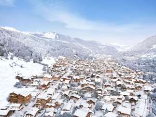 Discover premier ski-in/ski-out properties in this stunning alpine village.