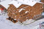 Discover luxury living in this stunning wooden chalet, perfect for ski enthusiasts.