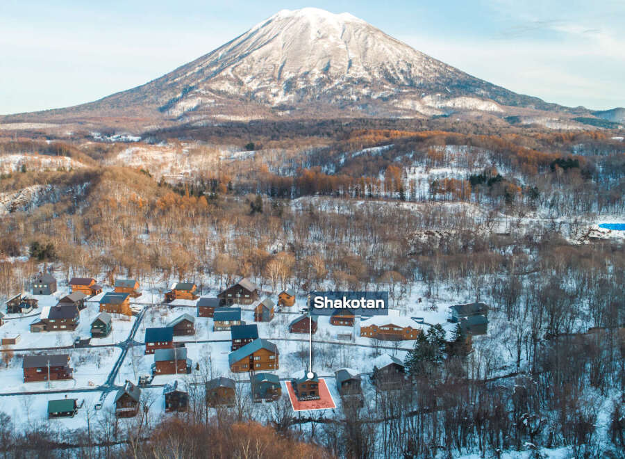Discover the charm of Shakotan with this stunning property featuring breathtaking mountain views.