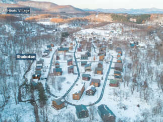 Discover ski-in/ski-out properties in Hirafu Village and Shakotan.
