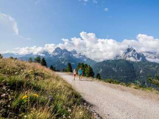 Explore the breathtaking mountain views surrounding this property, perfect for hiking enthusiasts.