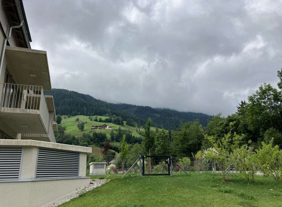 Discover this property with stunning mountain views, perfect for nature lovers.
