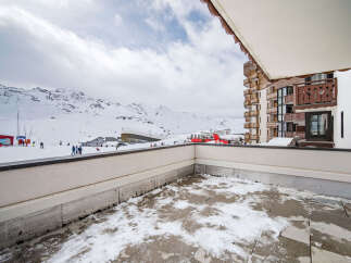 Enjoy stunning mountain views from the balcony of this ski-in/ski-out property.