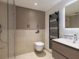 Step into modern luxury with this stunning bathroom.