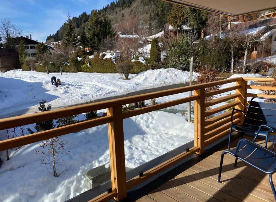 Enjoy breathtaking mountain views from this stunning property.