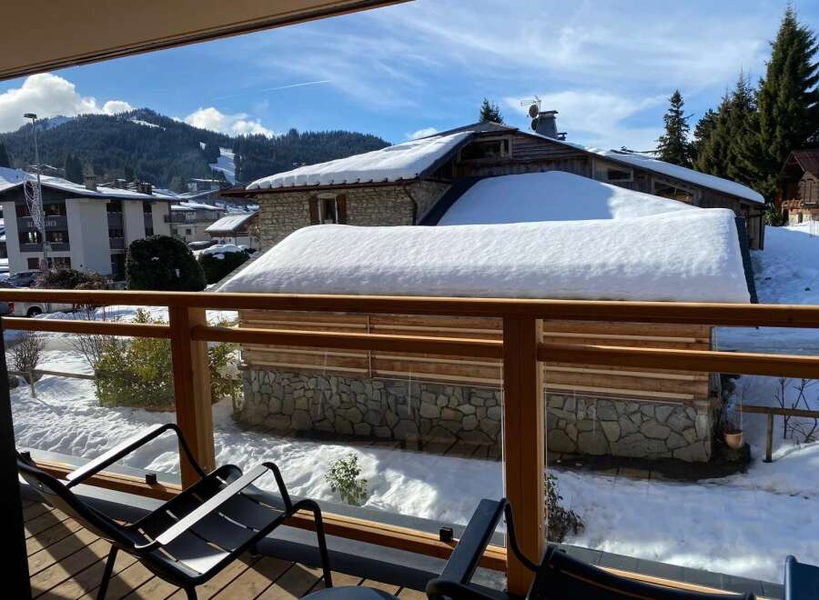Enjoy breathtaking mountain views from this charming chalet.