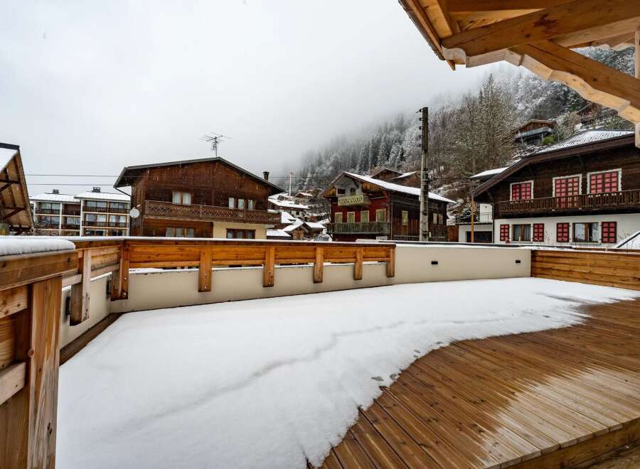 Experience the charm of mountain living in this stunning property.