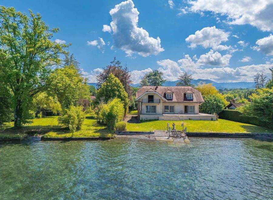 Discover this exceptional waterfront property featuring a private dock and stunning lake views.