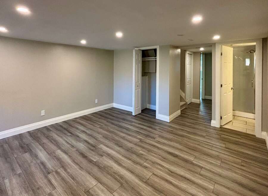 Step into this inviting space featuring a neutral color palette and modern finishes.