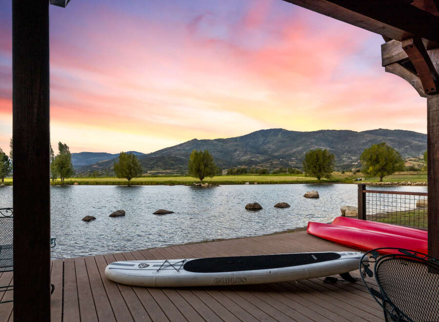 Experience the tranquility of lakeside living with this stunning property.