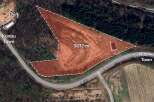 Discover a prime real estate opportunity in a desirable location.
